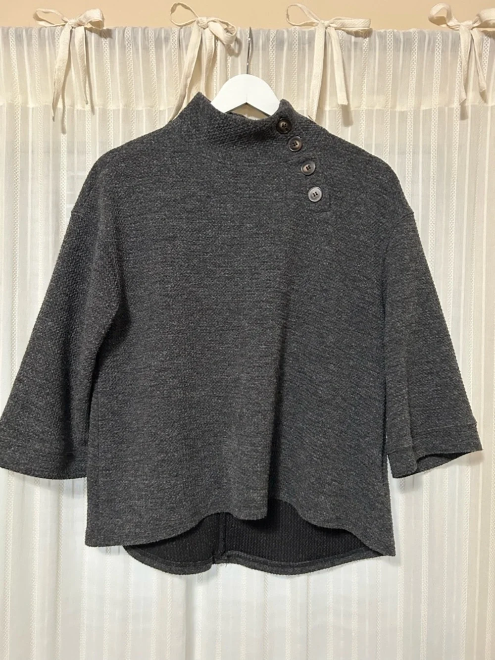 7 for $70! Anthropologie Tops - XS - Picture 4 of 16